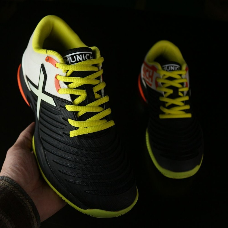 Professional Tennis Shoes Men  - đánh giá và giá Table Tennis Vs Badminton